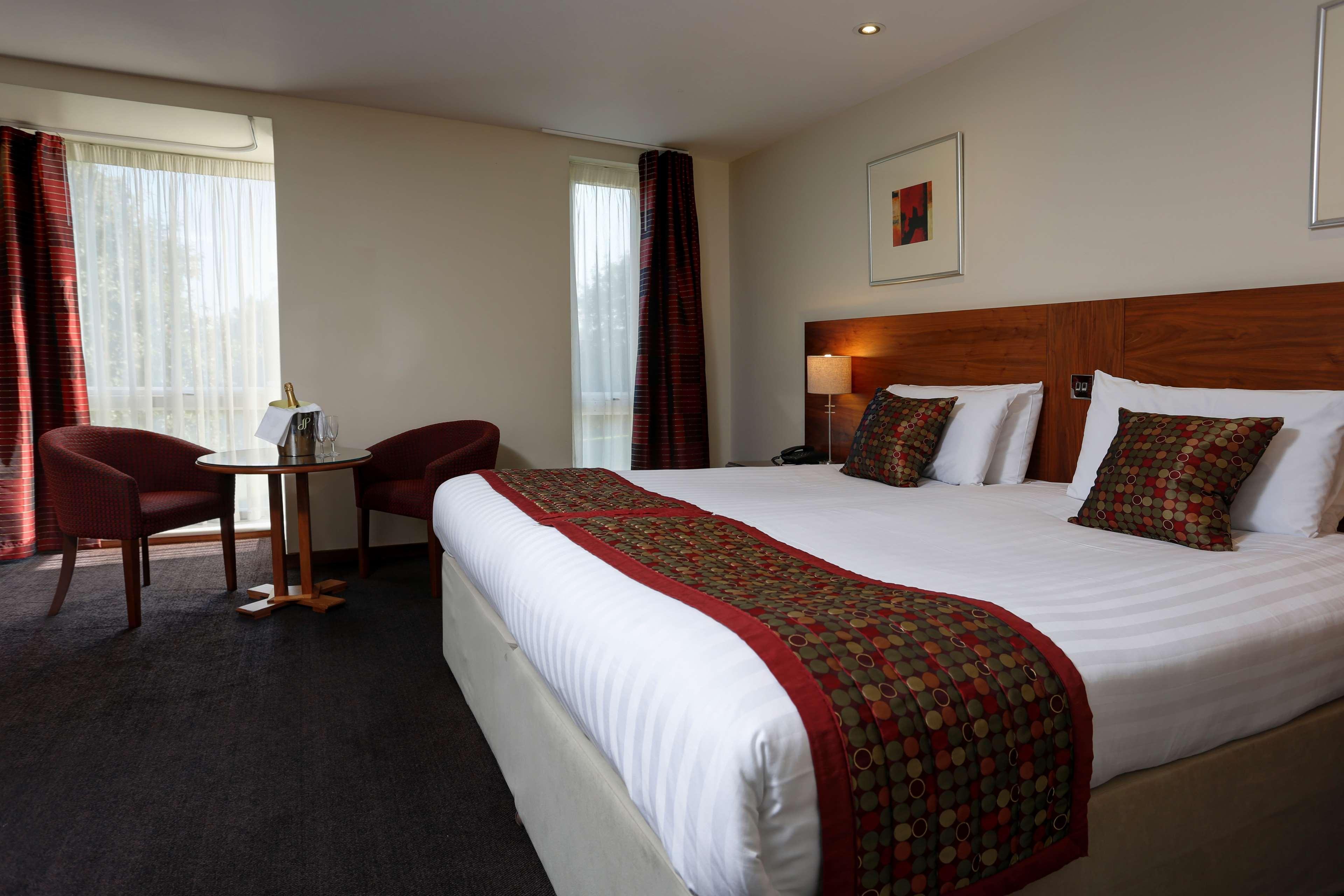 Best Western Kings Manor Edinburgh Exterior photo