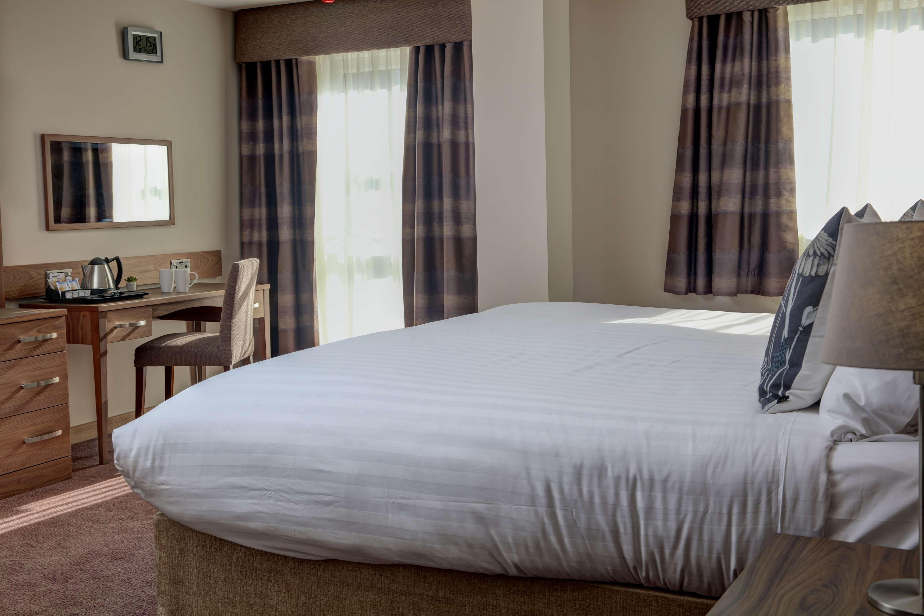 Best Western Kings Manor Edinburgh Exterior photo