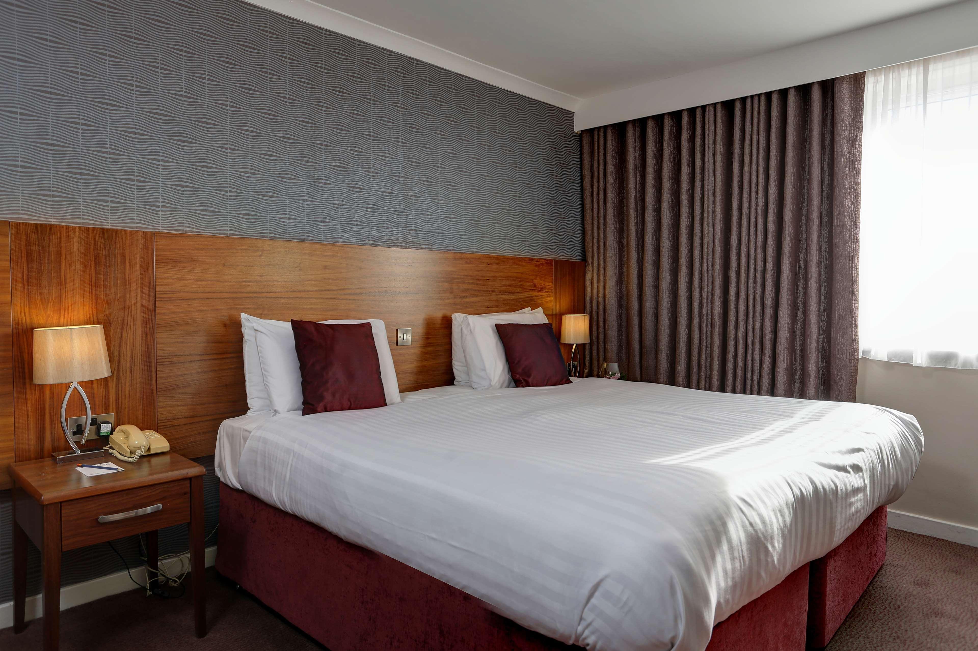 Best Western Kings Manor Edinburgh Exterior photo