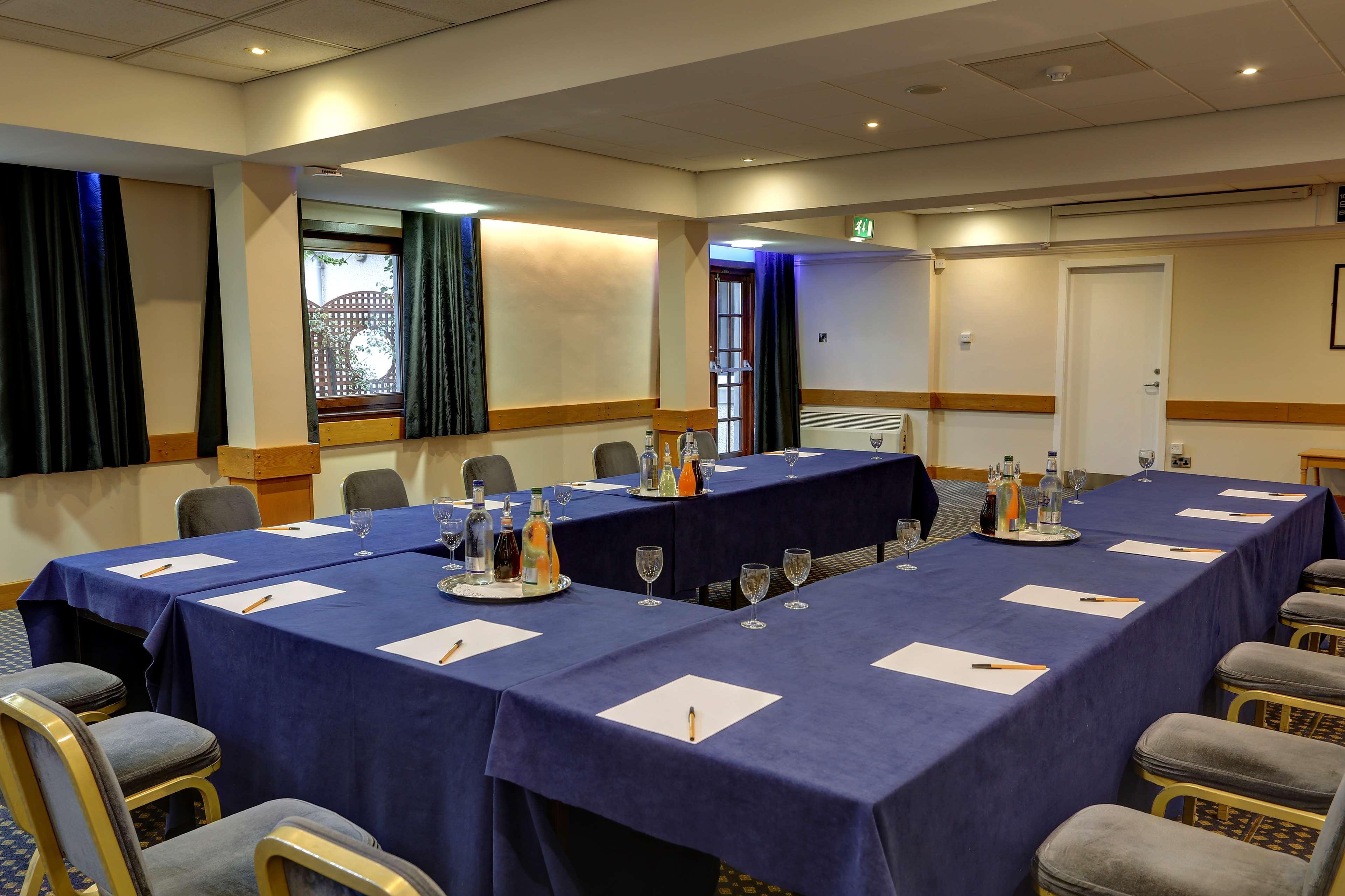 Best Western Kings Manor Edinburgh Exterior photo