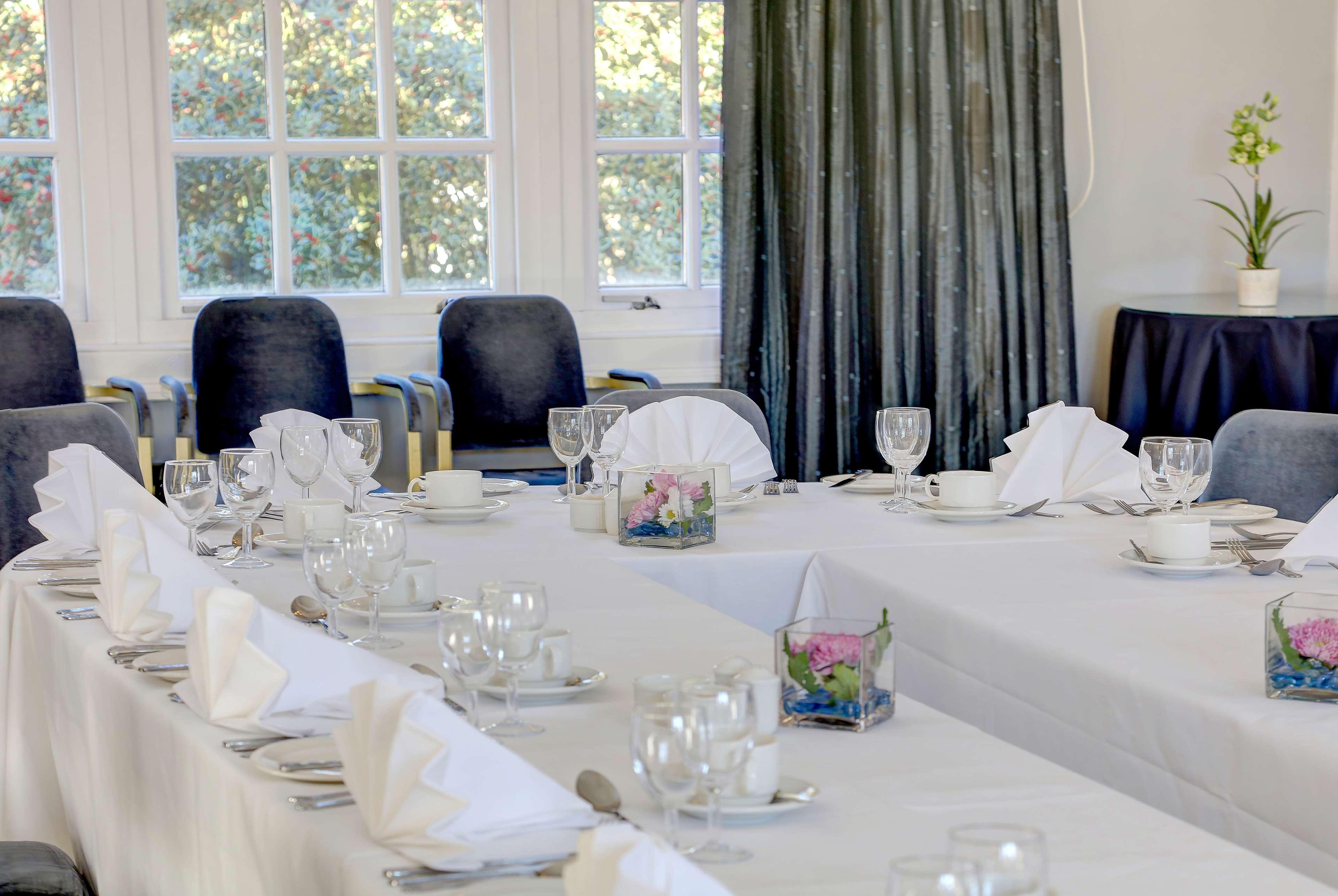 Best Western Kings Manor Edinburgh Exterior photo