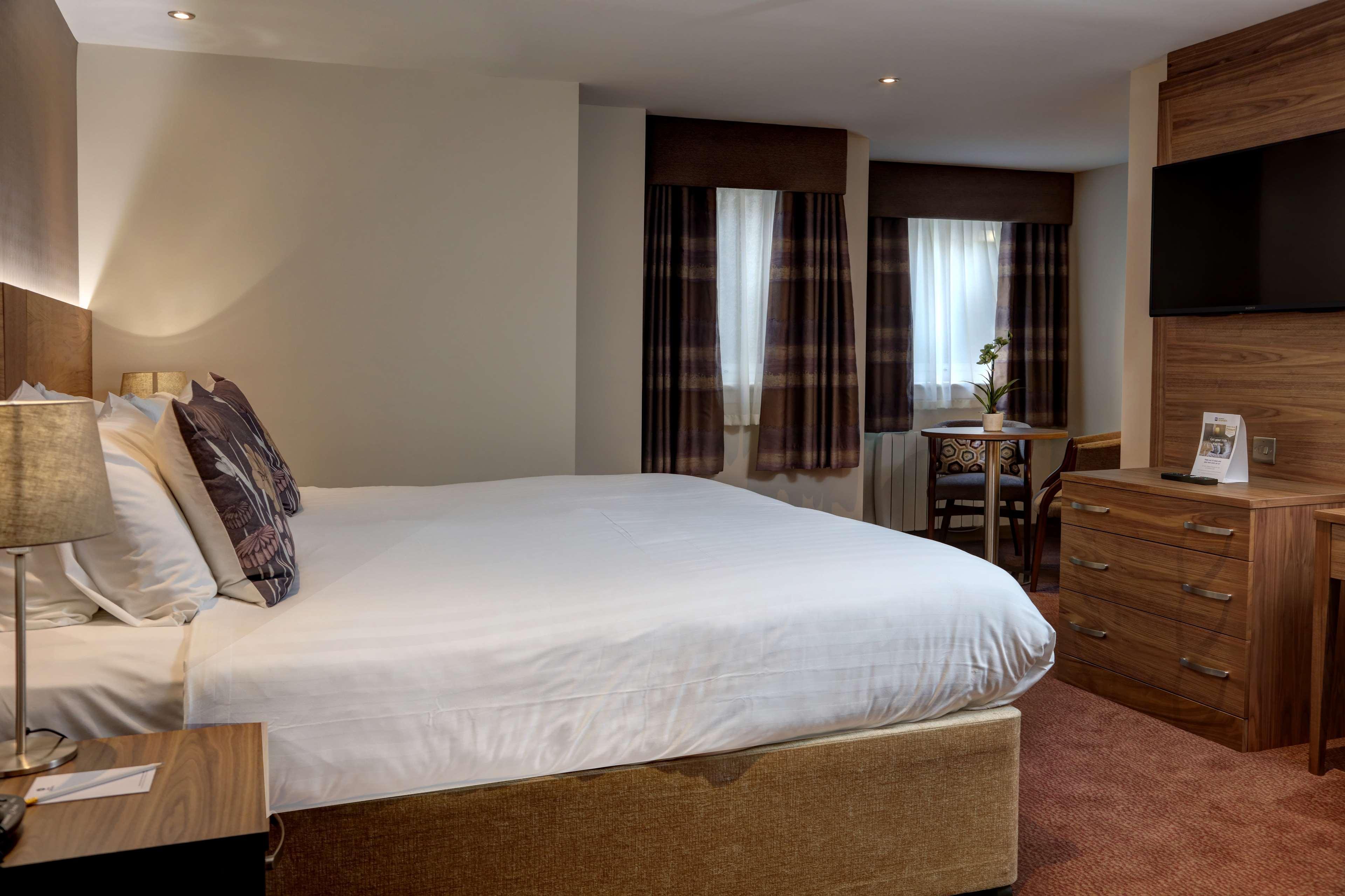 Best Western Kings Manor Edinburgh Exterior photo