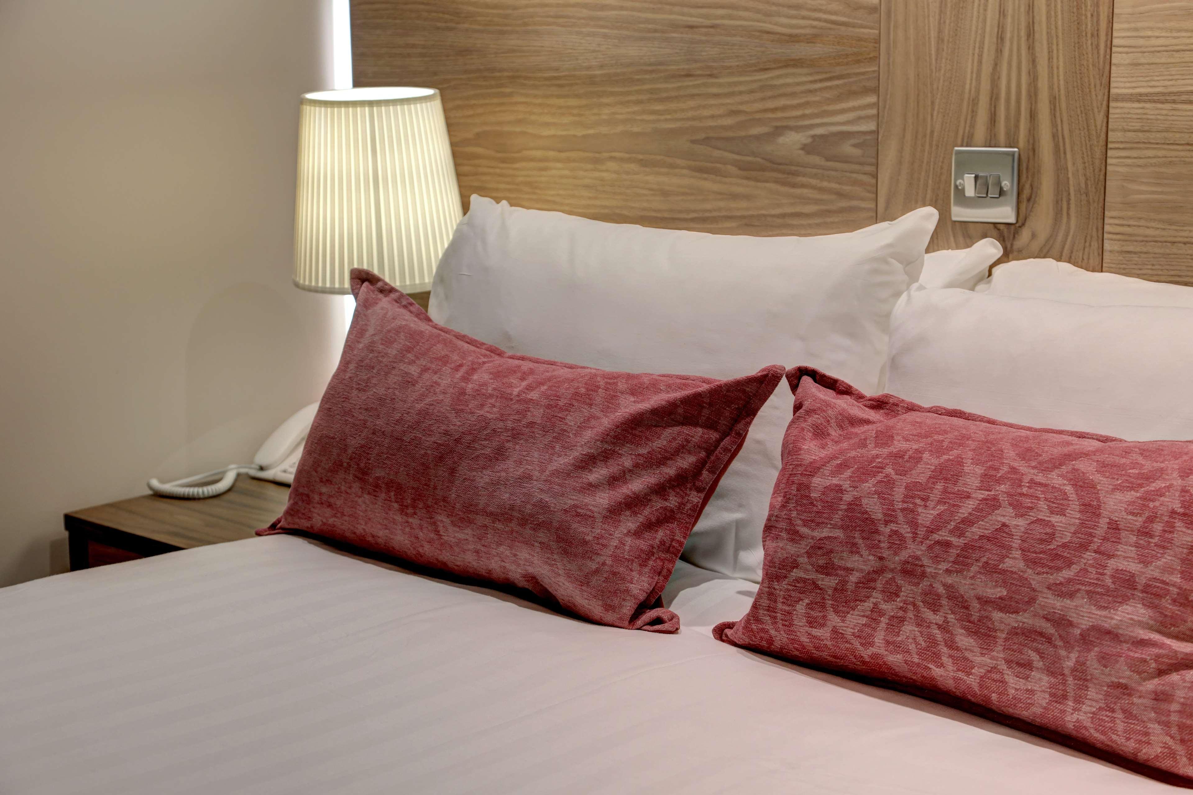 Best Western Kings Manor Edinburgh Exterior photo